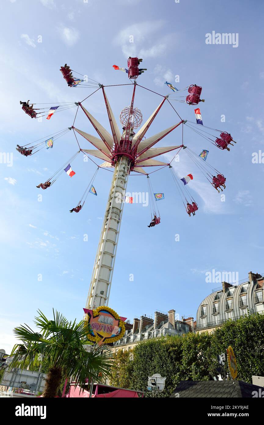 PARIS, FRANCE - AUGUST 09, 2015: amusement park near Louvre. Amusement ...