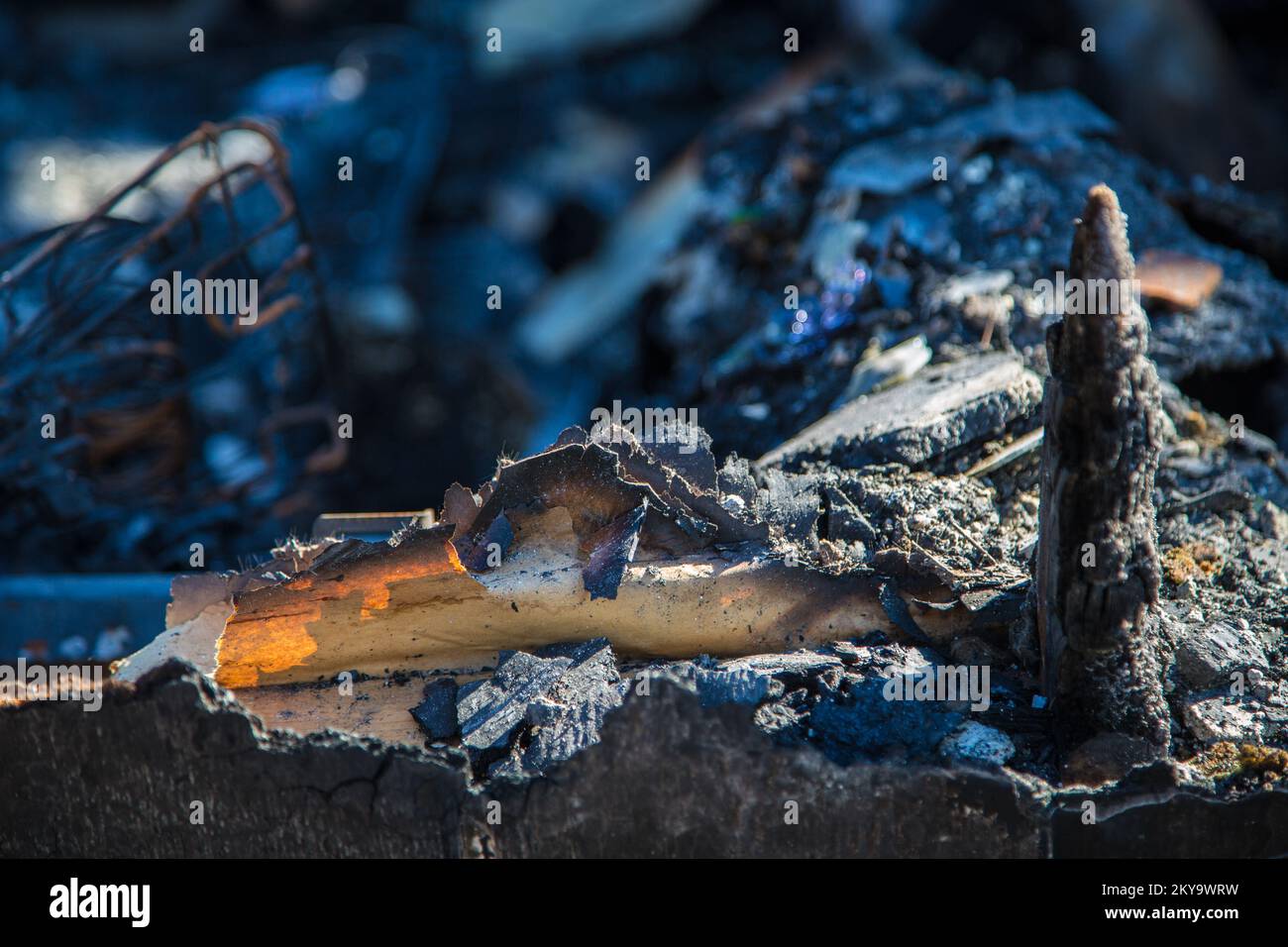 Napa, CA, August 30, 2014 ; Fire damage from broken gas lines at the Napa Valley Mobile Home Park in the City of Napa, California, which was struck by a 6.0 earthquake at 3:20 a.m. on August 24. 2014. At least 103 structures (44 homes, 59 businesses) were tagged by inspectors as unsafe to enter in the City of Napa after the earthquake. FEMA supports state, local and tribal governments in their efforts to recover from the effects of natural disasters.. Photographs Relating to Disasters and Emergency Management Programs, Activities, and Officials Stock Photo