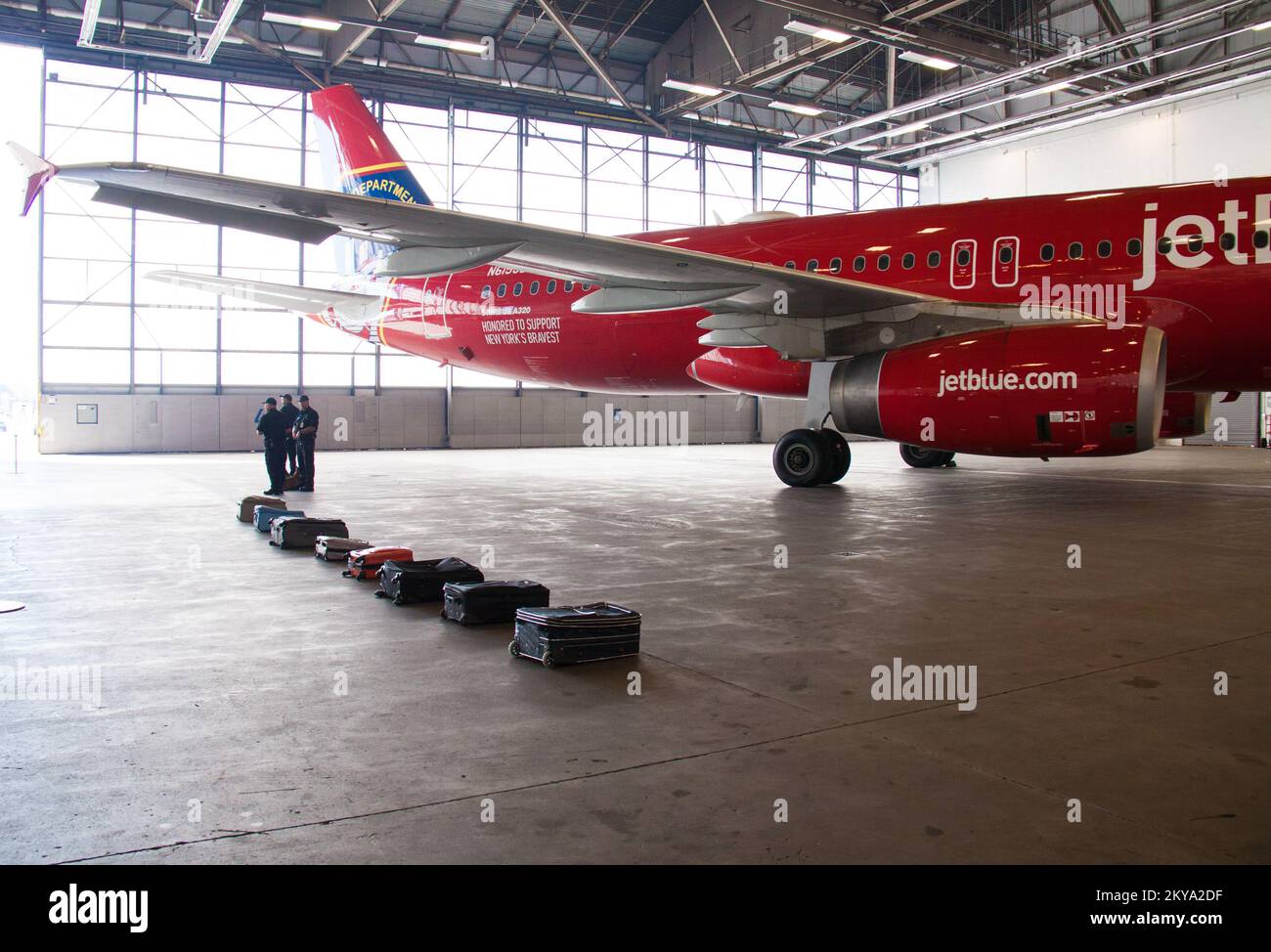 Jetblue Firefighting Jetblue at logan international airport hi-res stock photography and ...