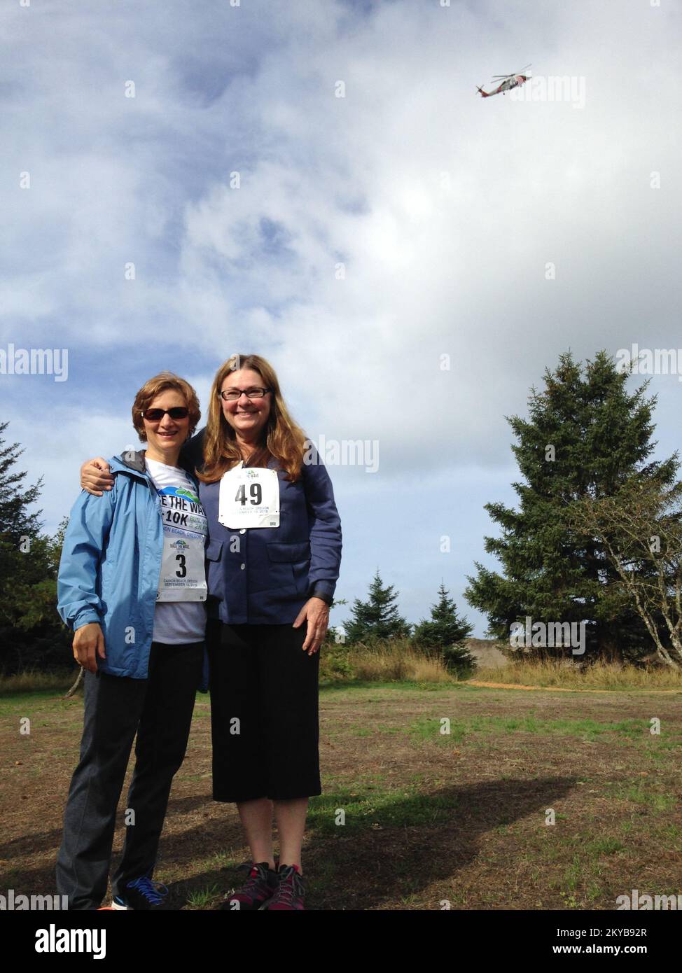 Oregon representatives Suzanne Bonamici and Debbie Boone during the re-race flyover at the starting line of Race the Wave. The race included a 2k, 5k, and 10k using local tsunami evacuation routes in Cannon Beach, Ore.. Oregon representatives Suzanne Bonamici and Debbie Boone&nbsp;during the pre-race flyover at the starting line of&nbsp; Race the Wave.&nbsp; The race included a 2k, 5k, and 10k using local tsunami evacuation routes in Cannon Beach, Ore.. Photographs Relating to Disasters and Emergency Management Programs, Activities, and Officials Stock Photo