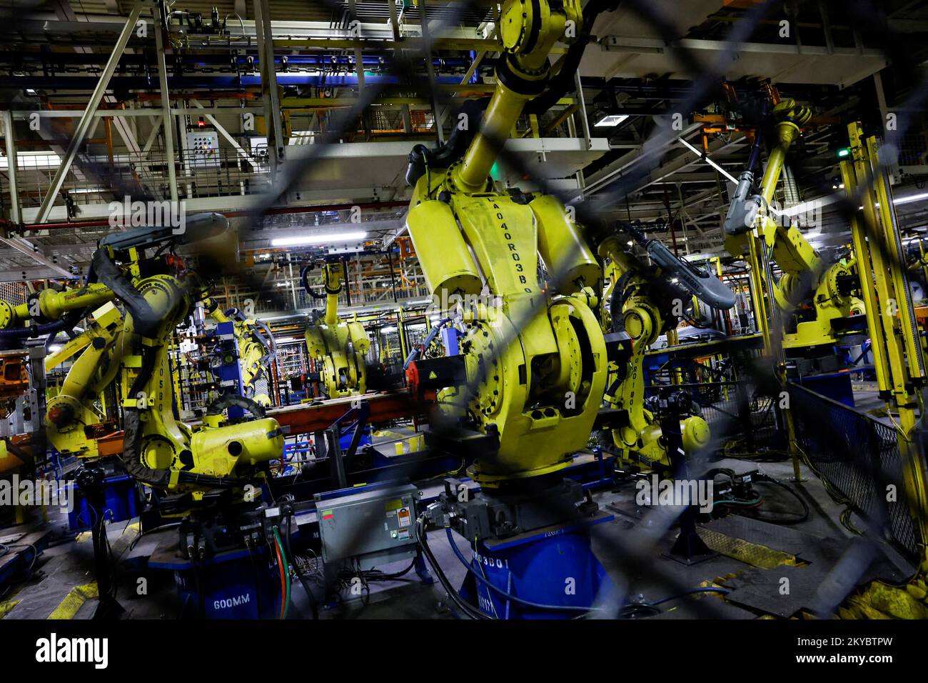 Electric vehicle production hires stock photography and images Alamy