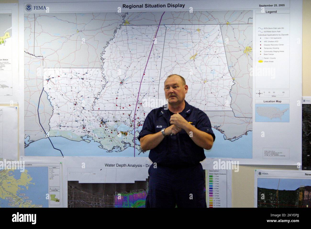Hurricane Katrina, Baton Rouge, LA October 4, 2005 - USCG Vice Admiral Thad Allen, FEMA Principle Federal Official for the Gulf Coast, gave a situation report to members of Congress at the Joint Field Office. Stock Photo