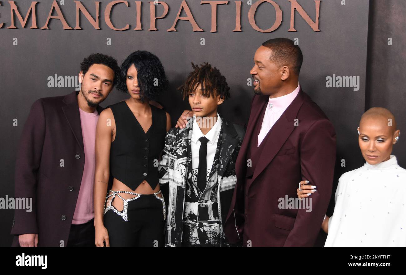 Jaden Smith 2022 Est Il Vivant Jaden Smith Mustache 2022
