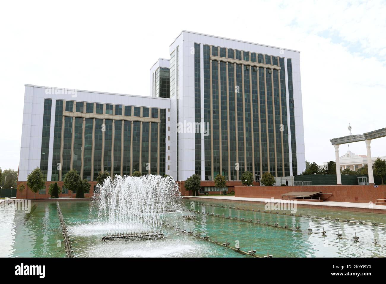 Ministry of Finance, Mustakillik Maydoni (Independence Square), Sharaf Rashidov Avenue, Central Tashkent, Tashkent Province, Uzbekistan, Central Asia Stock Photo