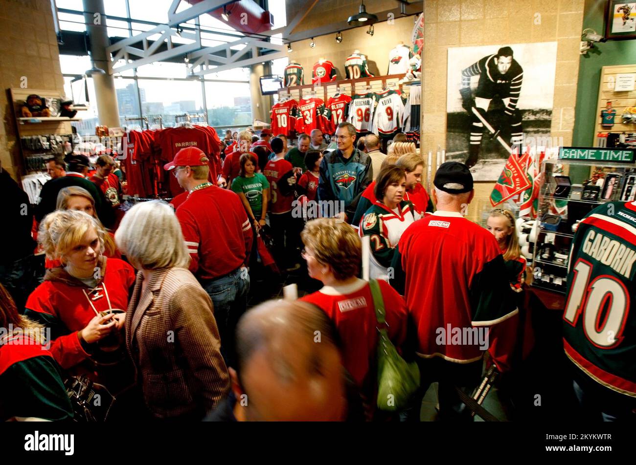 NHL hockey players sweaters for sale at the NHL store on Avenue of the  Americas in Midtown Manhattan, New York City Stock Photo - Alamy