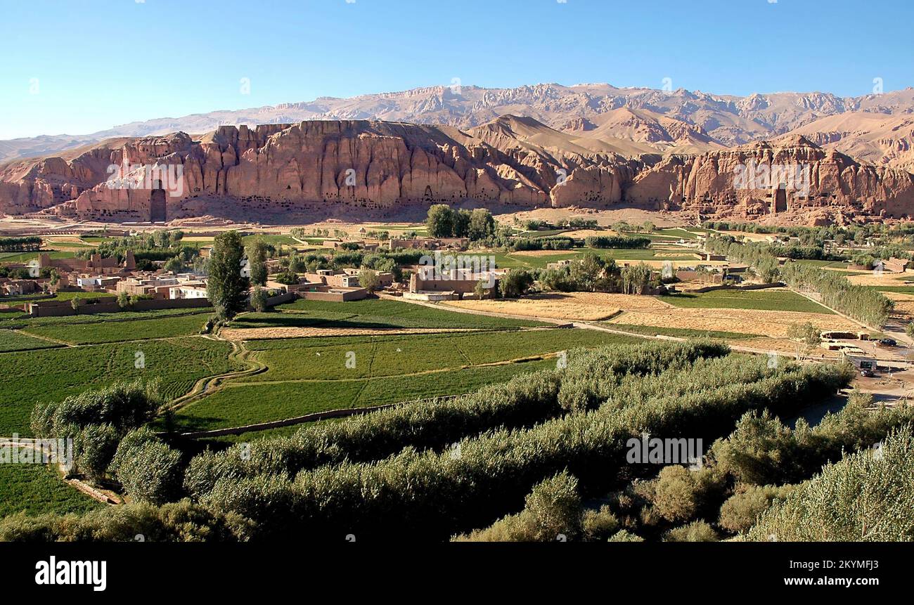 Bamyan (Bamiyan) in Central Afghanistan. View over the Bamyan (Bamiyan