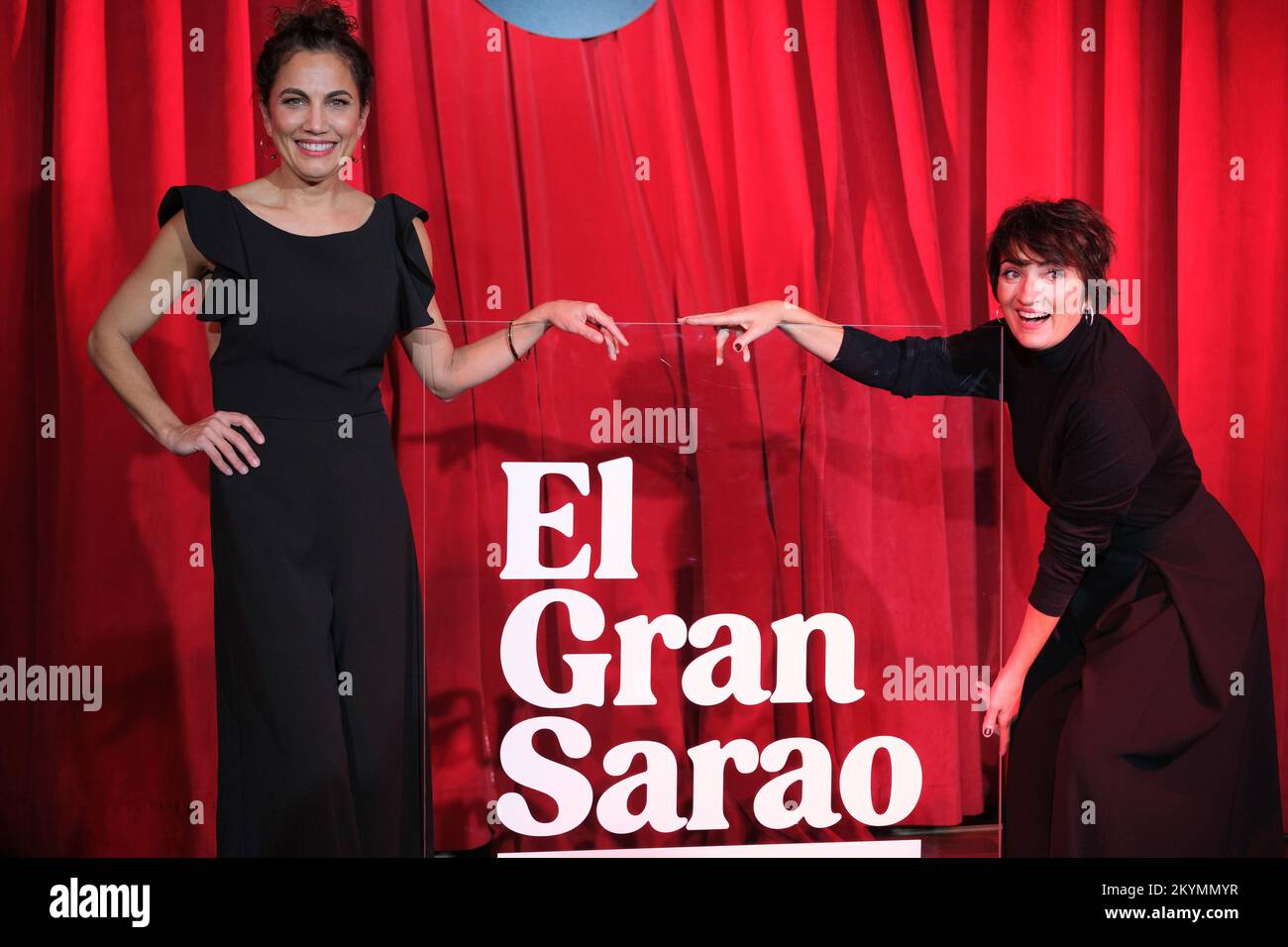 Madrid, Spain. 01st Dec, 2022. (L-R) Actresses Toni Acosta and Silvia Abril pose during the presentation of the TNT tv show 'El gran Sarao' in Madrid. Credit: SOPA Images Limited/Alamy Live News Stock Photo