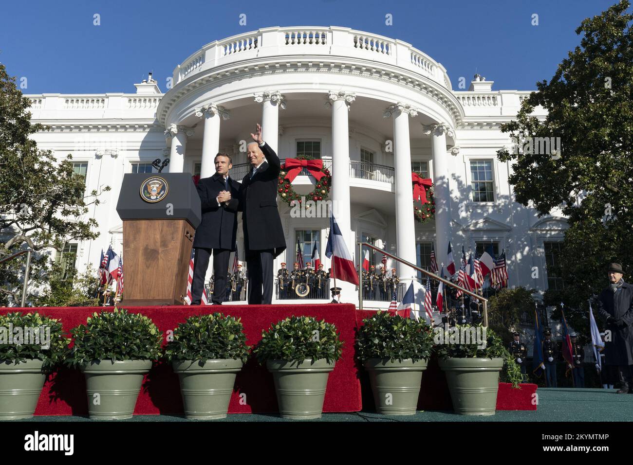Washington, United States. 01st Dec, 2022. President Joe Biden hosts French President Emmanuel Macron at an official arrival ceremony at the White House in Washington, DC on Thursday, December 1, 2022. The visit by Macron is the first official State Visit of the Biden-Harris Administration. Photo by Chris Kleponis/UPI Credit: UPI/Alamy Live News Stock Photo