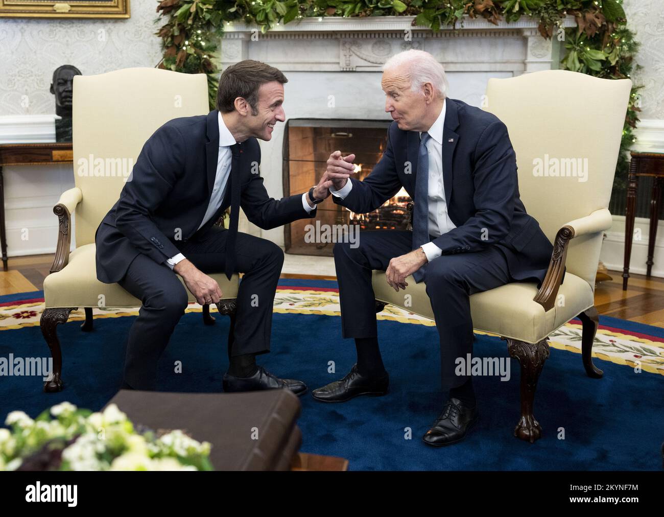 Washington, United States. 01st Dec, 2022. President Joe Biden holds a bilateral meeting with French President Emmanuel Macron in the Oval Office during an official state visit at the White House in Washington DC on Thursday, December 1, 2022. Pool Photo by Doug Mills/UPI Credit: UPI/Alamy Live News Stock Photo