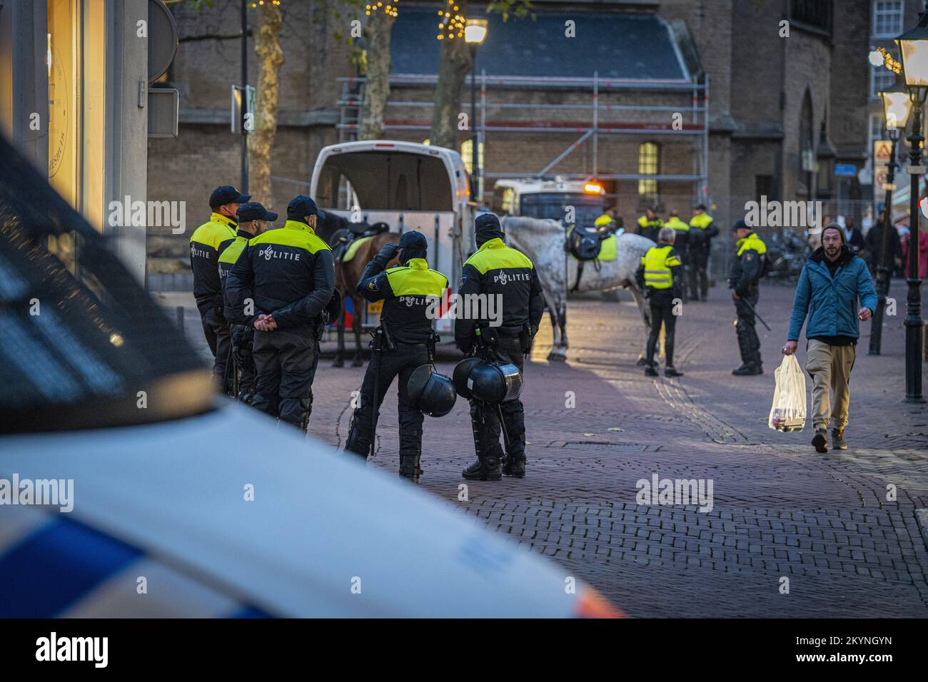 ZWOLLE 01/12/2022, ZWOLLE Farmers at access roads of Zwolle City