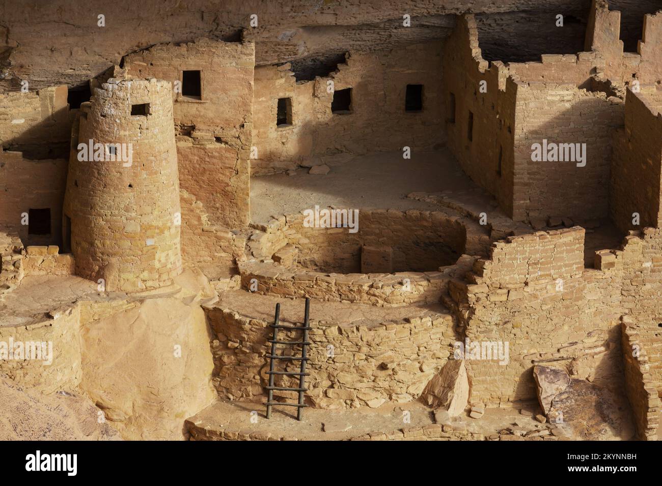 Cliff dwellings in Mesa Verde National Parks, Colorado, USA Stock Photo ...
