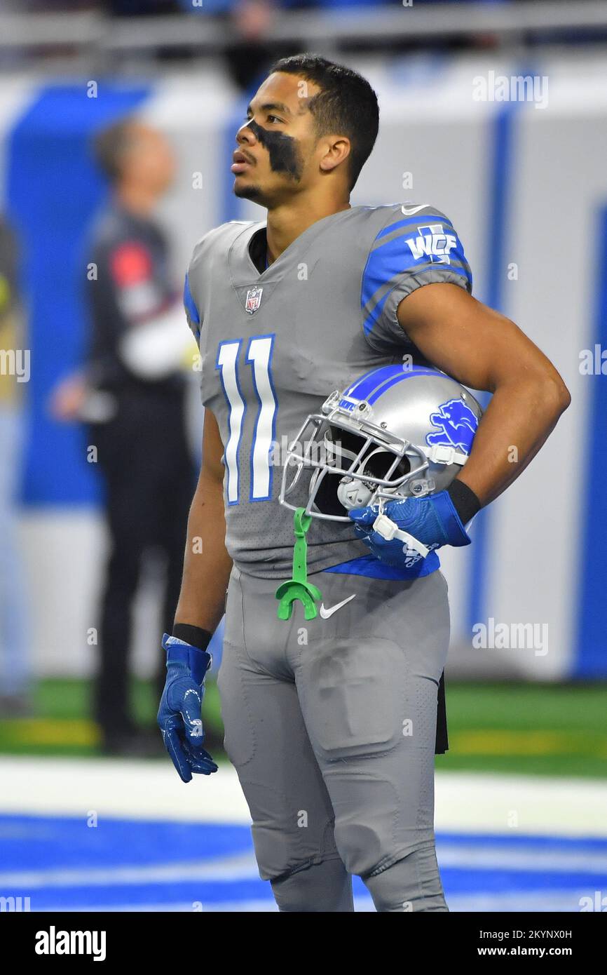 DETROIT, MI - OCTOBER 17: Detroit Lions wide receiver (11) Kalif Raymond  sprints toward the sideline during NFL game between Cincinnati Bengals and Detroit  Lions on October 17, 2021 at Ford Field