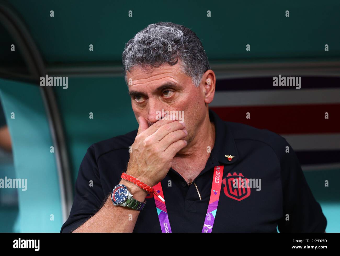 Al Chaur, Qatar. 01st Dec, 2022. Soccer: World Cup, Costa Rica - Germany, Preliminary Round, Group E, Matchday 3, Al-Bait Stadium, Coach Luis Fernando Suarez of Costa Rica stands on the sidelines. Credit: Tom Weller/dpa/Alamy Live News Stock Photo