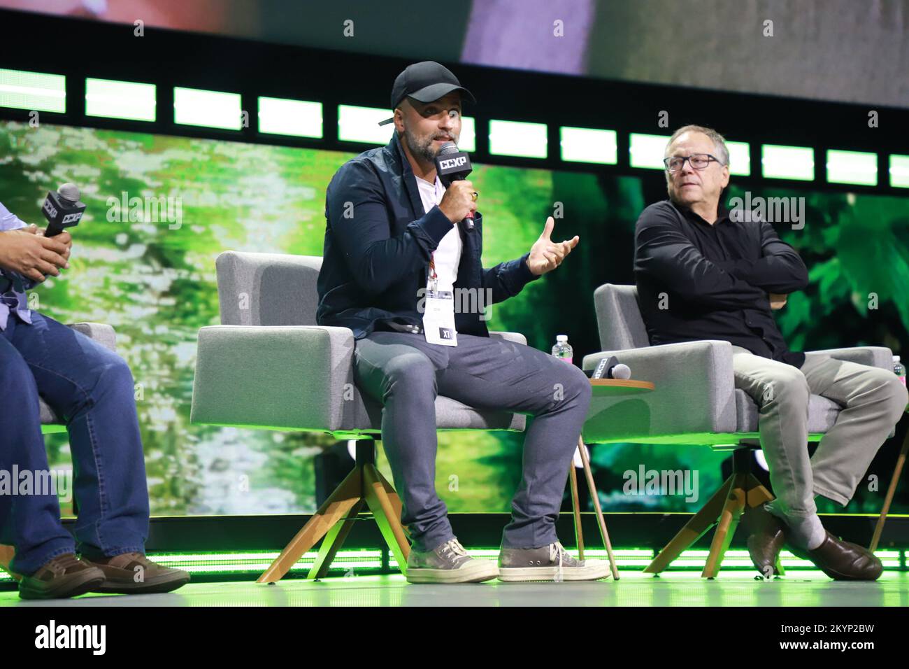 Sao Paulo, Sao Paulo, Brasil. 1st Dec, 2022. (INT) Comic Con Experience (CCXP) fair in Sao Paulo. December 1, 2022, Sao Paulo, Brazil: Brazilian actor Bruno Gagliasso, Brazilian filmmaker Fernando Meirelles and Indian Almir Surui during a debate on the panel 'Surpresa Amazonia' at CCXP 2022 (Comic Con Experience), one of the biggest geek events in the world, which returns after two virtual editions due to the coronavirus pandemic covid-19, on Thursday (1). The fair will take place from December 1 to 4, at Sao Paulo Expo, in Sao Paulo. (Credit Image: © Leco Viana/TheNEWS2 via ZUMA Press Wire Stock Photo