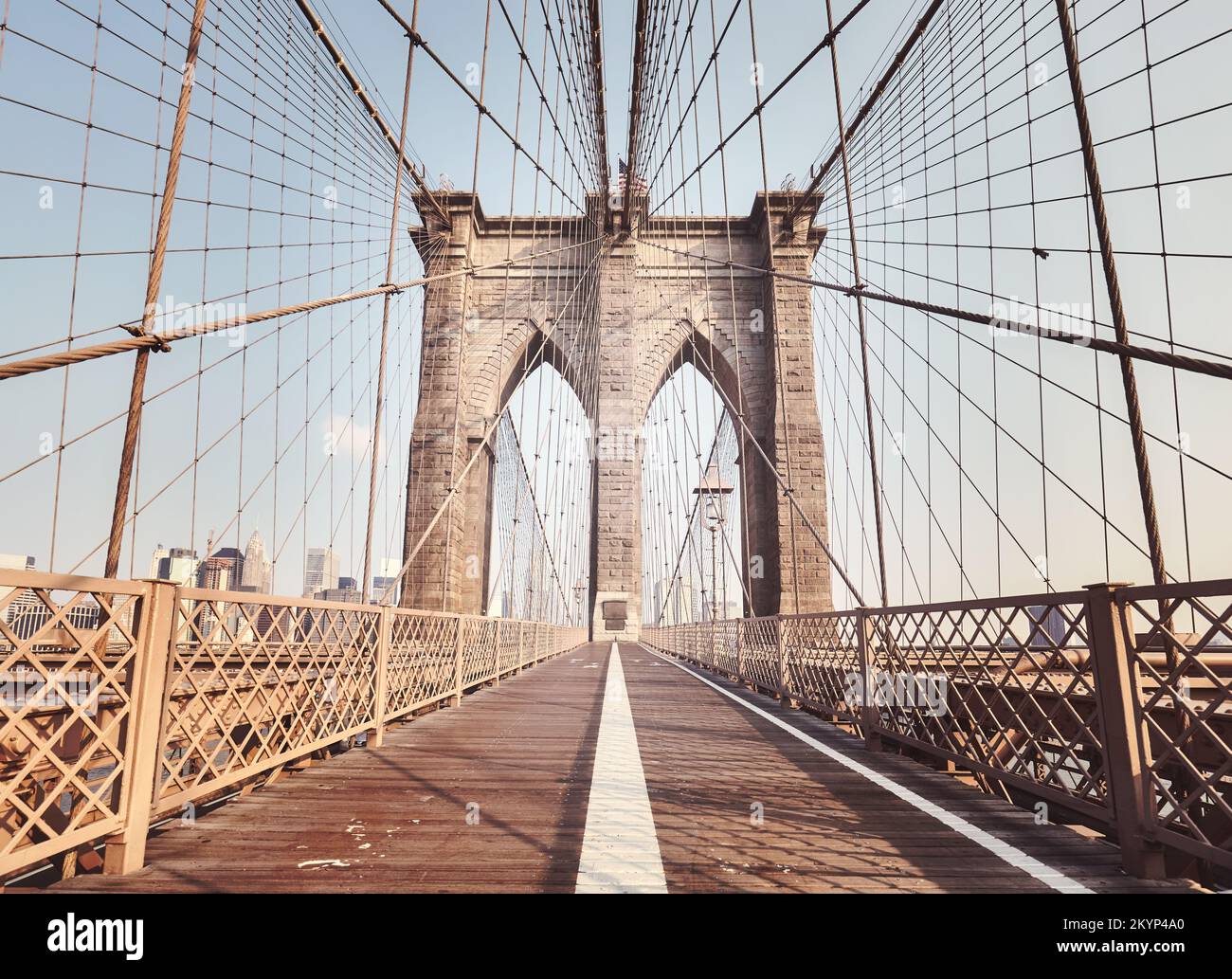 Picture of the Brooklyn Bridge, color toning applied, New York City ...