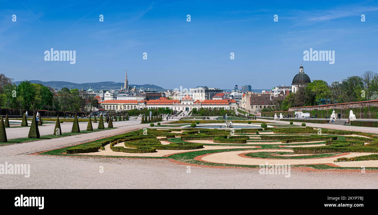 View of gardens near Lower Belvedere palace Stock Photo Alamy