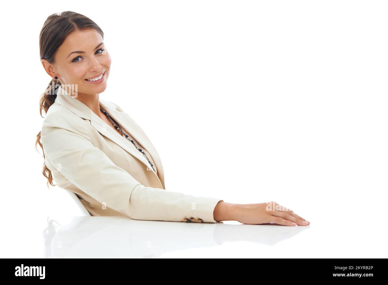 Foto de Young pretty woman on isilated background in white