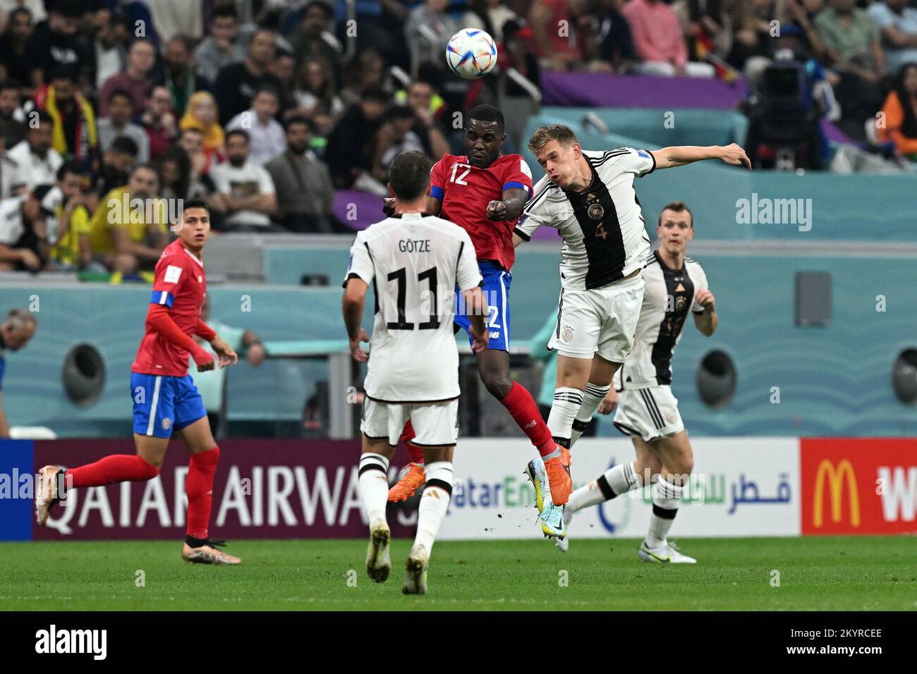 Al Chaur, Qatar. 01st Dec, 2022. Soccer: World Cup, Costa Rica - Germany, preliminary round, Group E, Matchday 3, Al-Bait Stadium, Germany's Matthias Ginter (r) and Costa Rica's Joel Campbell fight for the ball. Credit: Federico Gambarini/dpa/Alamy Live News Stock Photo