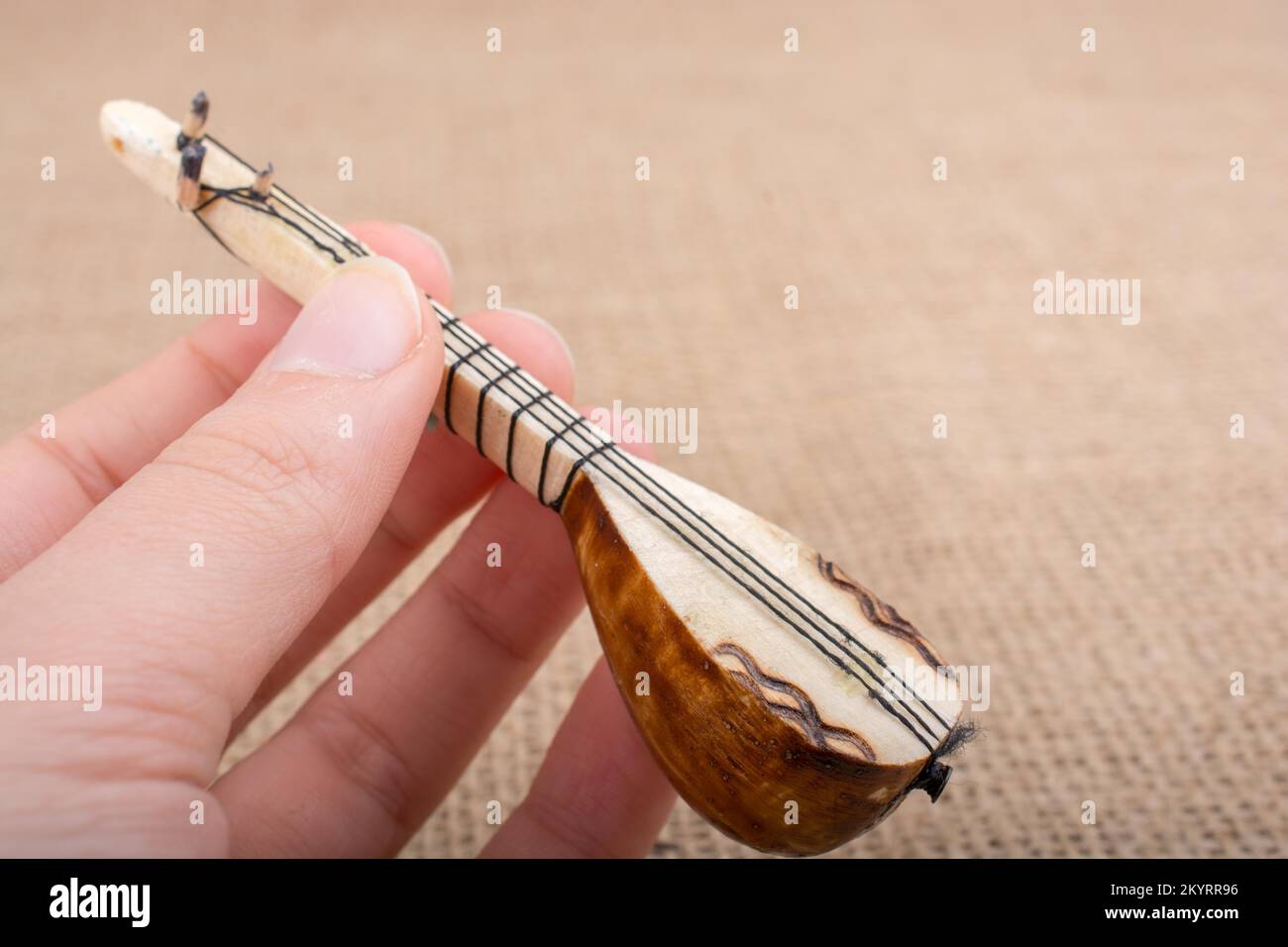 Saz Traditional Turkish Instrument Stock Photo - Alamy