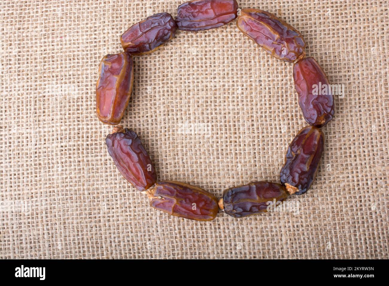 shape-of-circle-hi-res-stock-photography-and-images-alamy