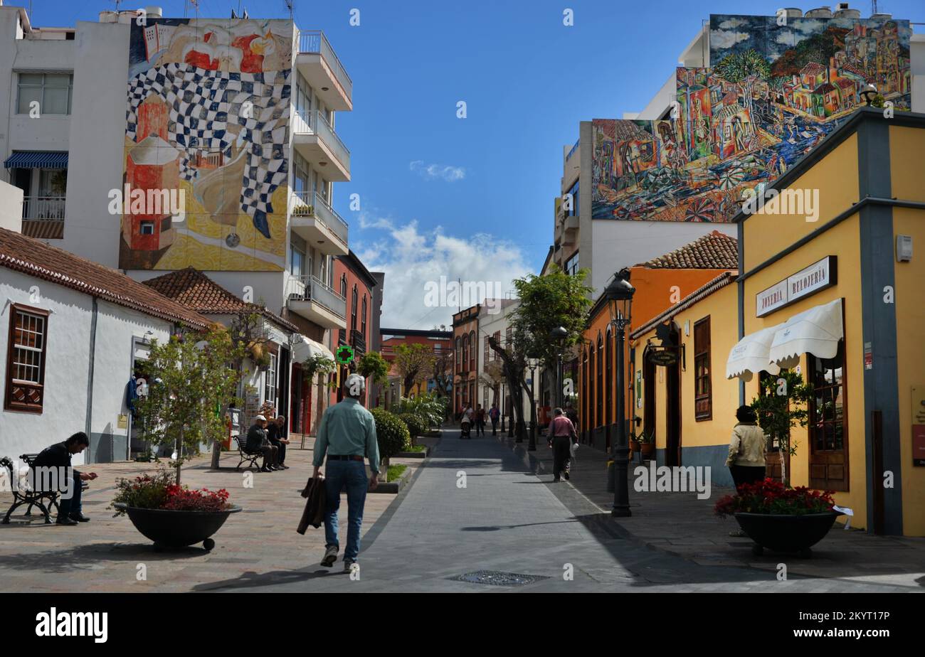 Cities, towns and villages on the green Canary Island..Los Llanos de ...