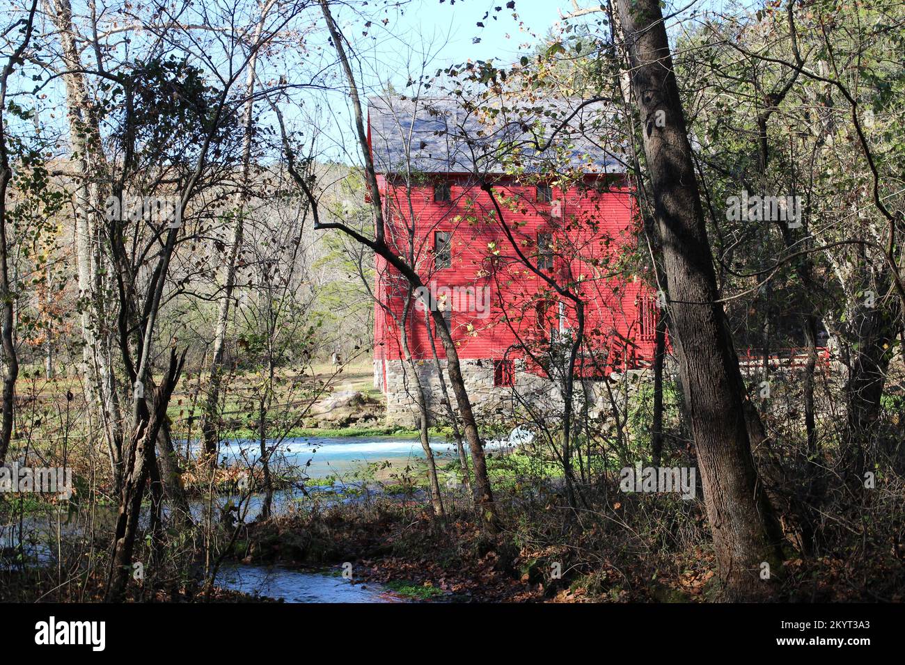 EMINENCE, MISSOURI, USA NOVEMBER 9 2016 Ozark National Scenic Riverways, Alley Spring Alley