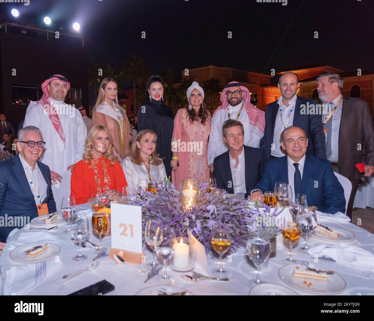 Valeria Mazza, Elle Macpherson, Gloria Guevara, Adriana Lima, Sandra García-Sanjuán, Edward Norton y Felipe Calderón con miembros del WTTC at World Tourism Summit held in Riyadh. Host of the World Travel and Tourism Council (WTTC) World Summit, Saudi Arabia has pulled off the biggest event in its history, breaking all records and drawing more international business leaders and foreign government delegations than ever before. 2,500 participants traveled to Riyadh to attend the “Travel for a better future” summit. Friday December 2, 2022 POOL/AVORY CELEBRITY ACCESS/Cordon Press Cordon Press Stock Photo