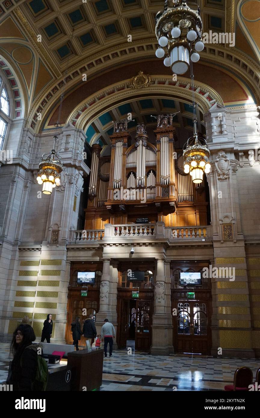Glasgow, Scotland Kelvingrove Art Gallery and Museum, the pipe organ