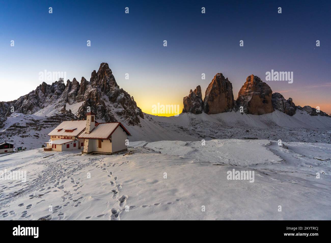Hut three peaks tre hi-res stock photography and images - Alamy
