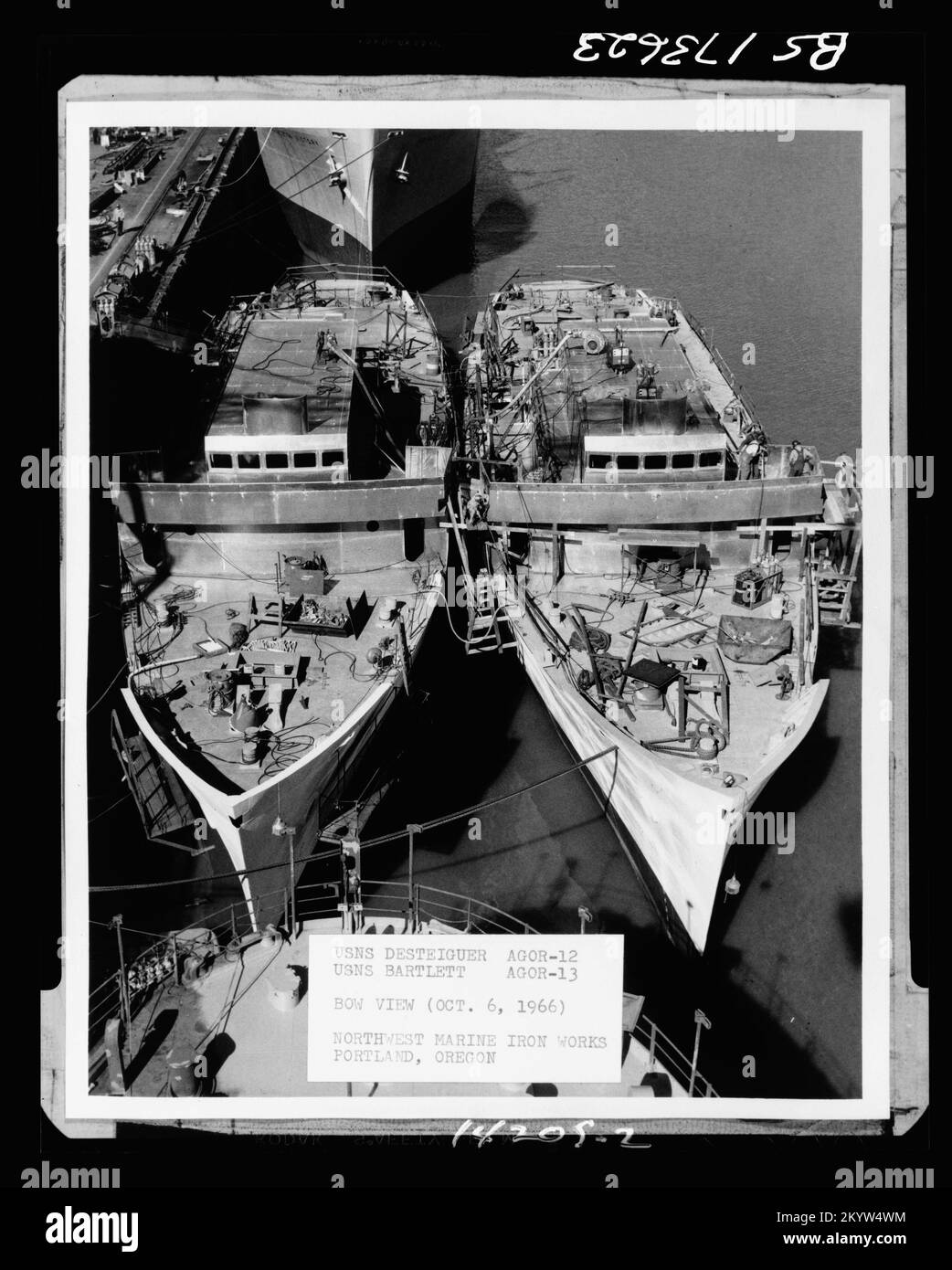 AGOR-12 De Steigeur , Ships, Naval Vessels, Boats, Naval History, Navy ...