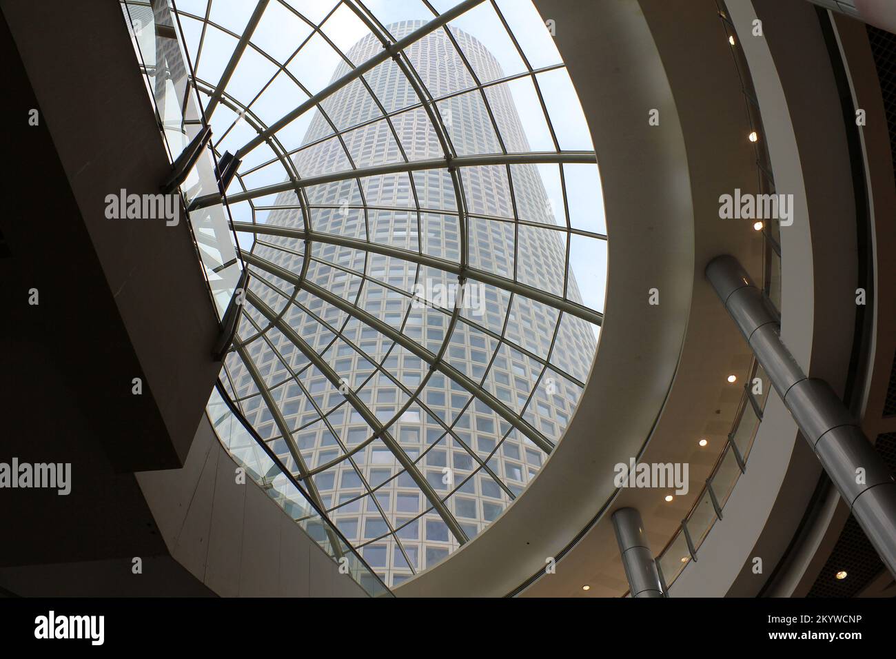 Azrieli center tel aviv hi-res stock photography and images - Alamy