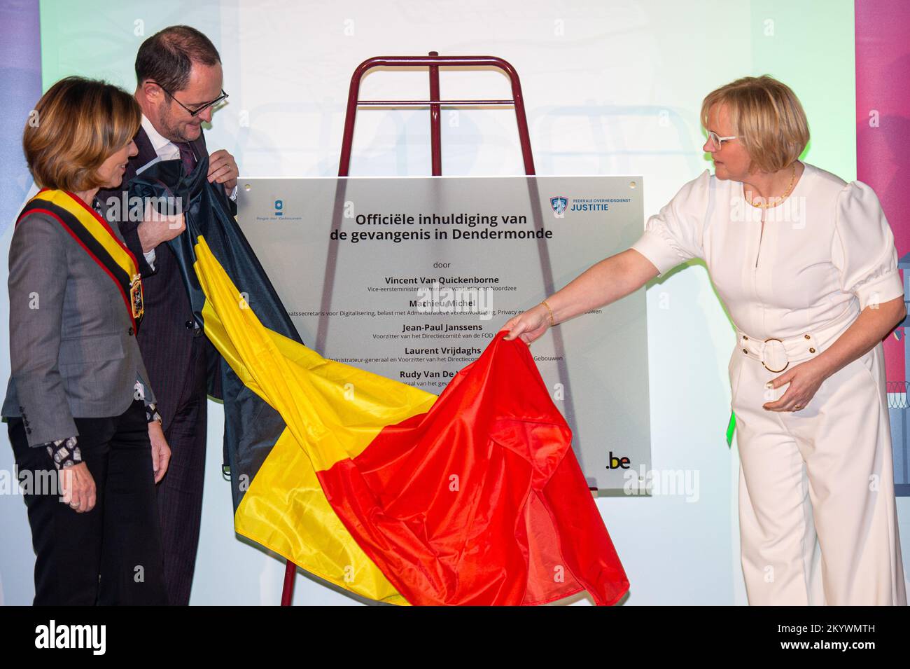 Dendermonde, Belgium. 02nd Dec, 2022. East-Flanders province governor Carina Van Cauter, Justice Minister Vincent Van Quickenborne and general manager of the Dendermonde prison Caroline Criel pictured during the inauguration of the new Dendermonde Prison, in Dendermonde, Friday 02 December 2022. BELGA PHOTO JONAS ROOSENS Credit: Belga News Agency/Alamy Live News Stock Photo