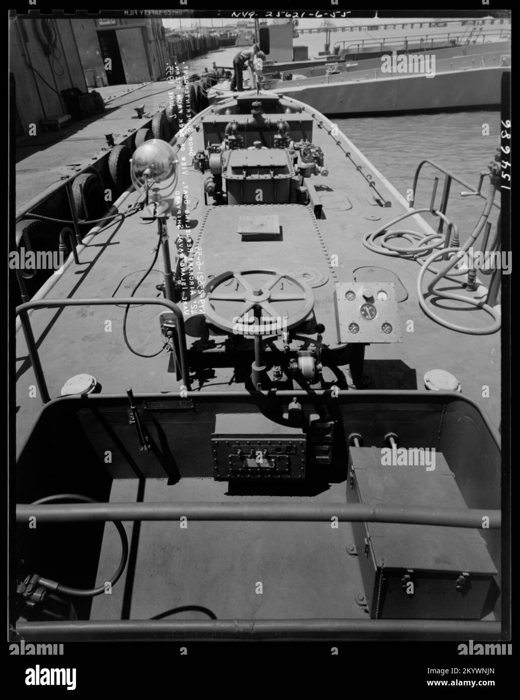 42' Aircraft Refueling Boat [19NN42' Aircraft Refueling Boat154686