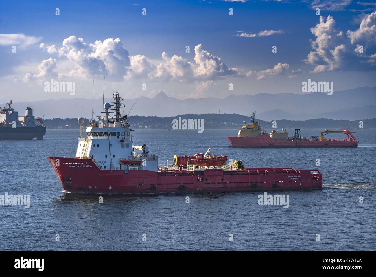 Vessels at anchorage in Guanabara Bay, Rio de Janeiro. There are different kinds of vessels at this anchorage, most working for the off shore industry. Stock Photo