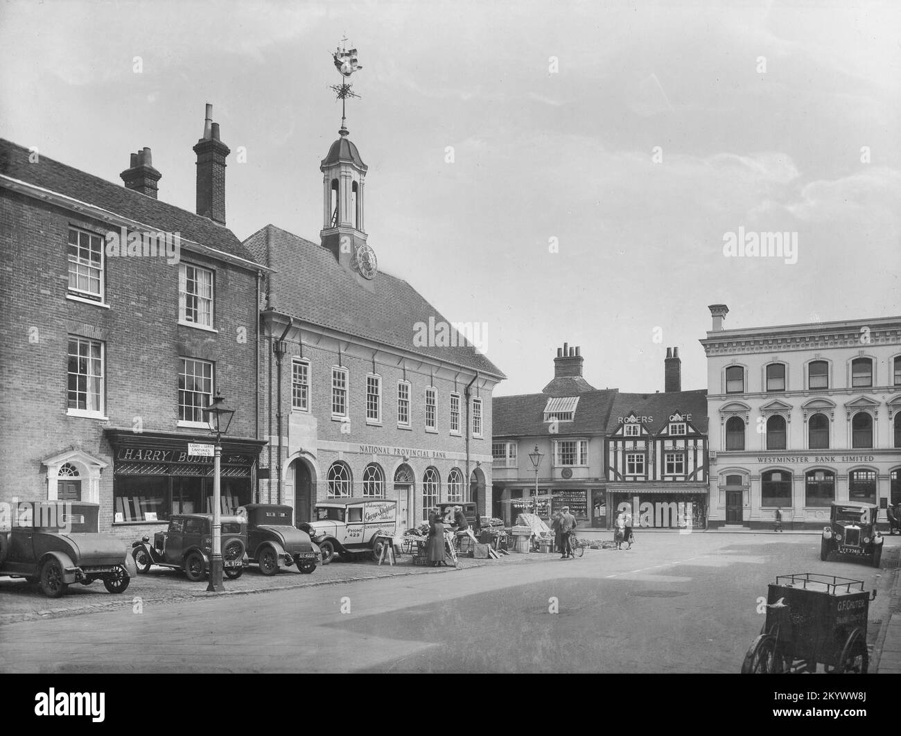 Vintage photograph 1932 Town Hall, Farnham, Surrey Stock Photo Alamy