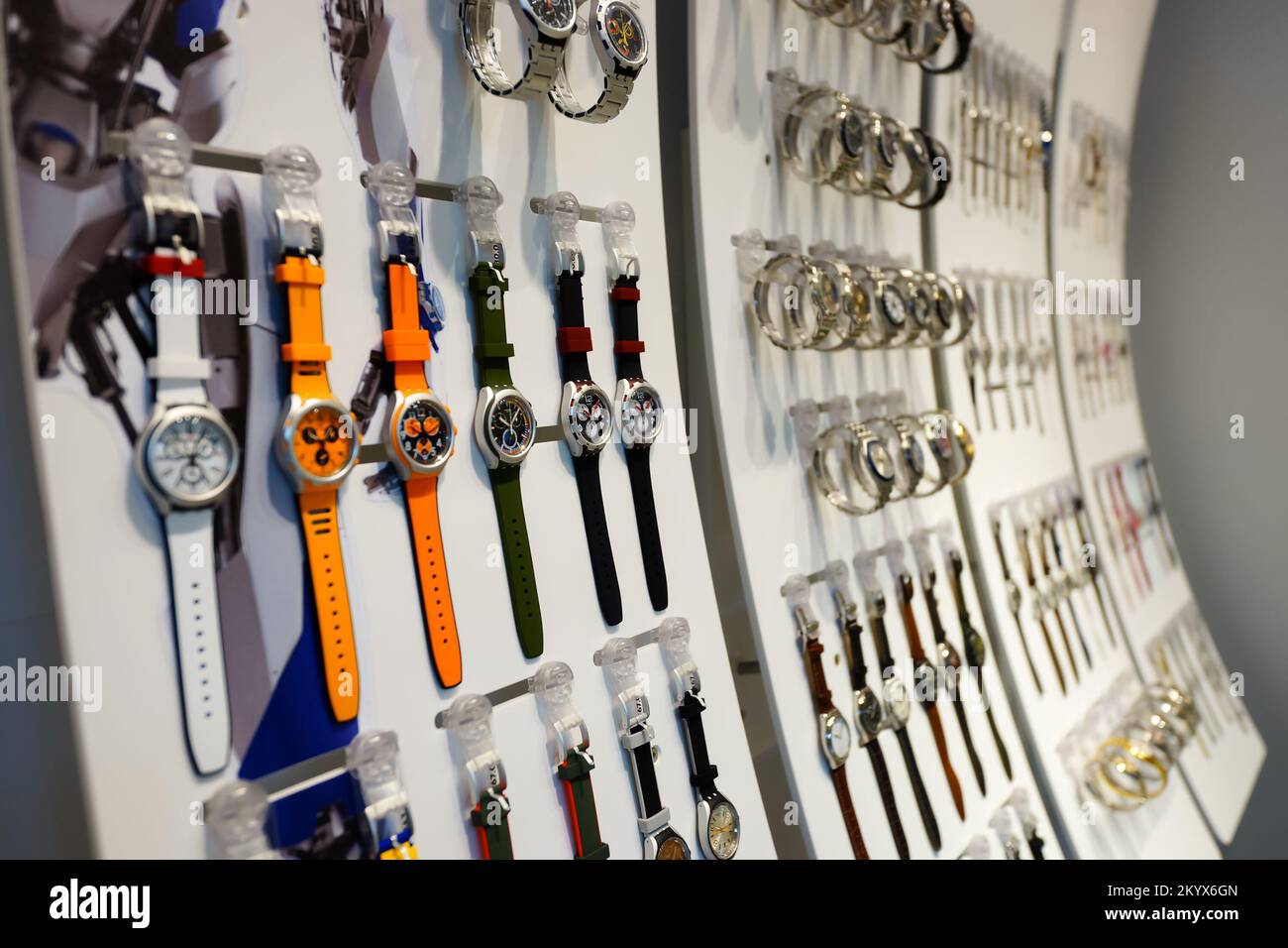 Ioi watch outlet shop