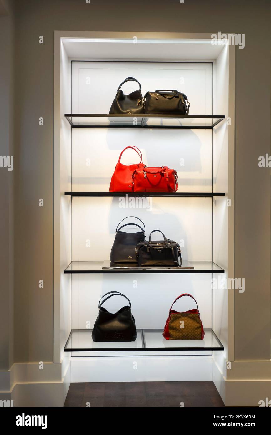 Handbags shelf hi res stock photography and images Page 2 Alamy