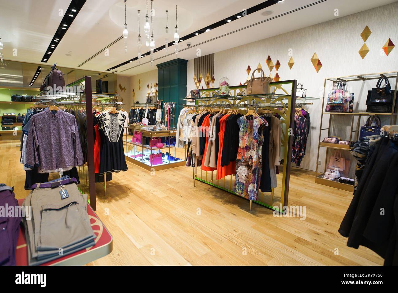 SINGAPORE - NOVEMBER 08, 2015: interior of Ted Baker store. Ted Baker plc  is a British luxury clothing retail company Stock Photo - Alamy