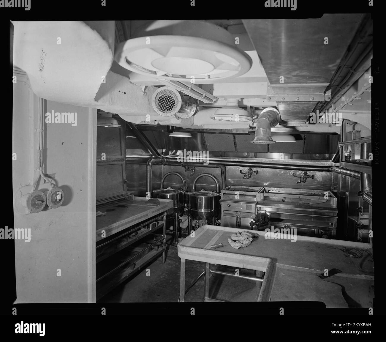 Uss Dynamic AM-432 Dynamic , Ships, Naval Vessels, Boats, Naval History, Navy Stock ...