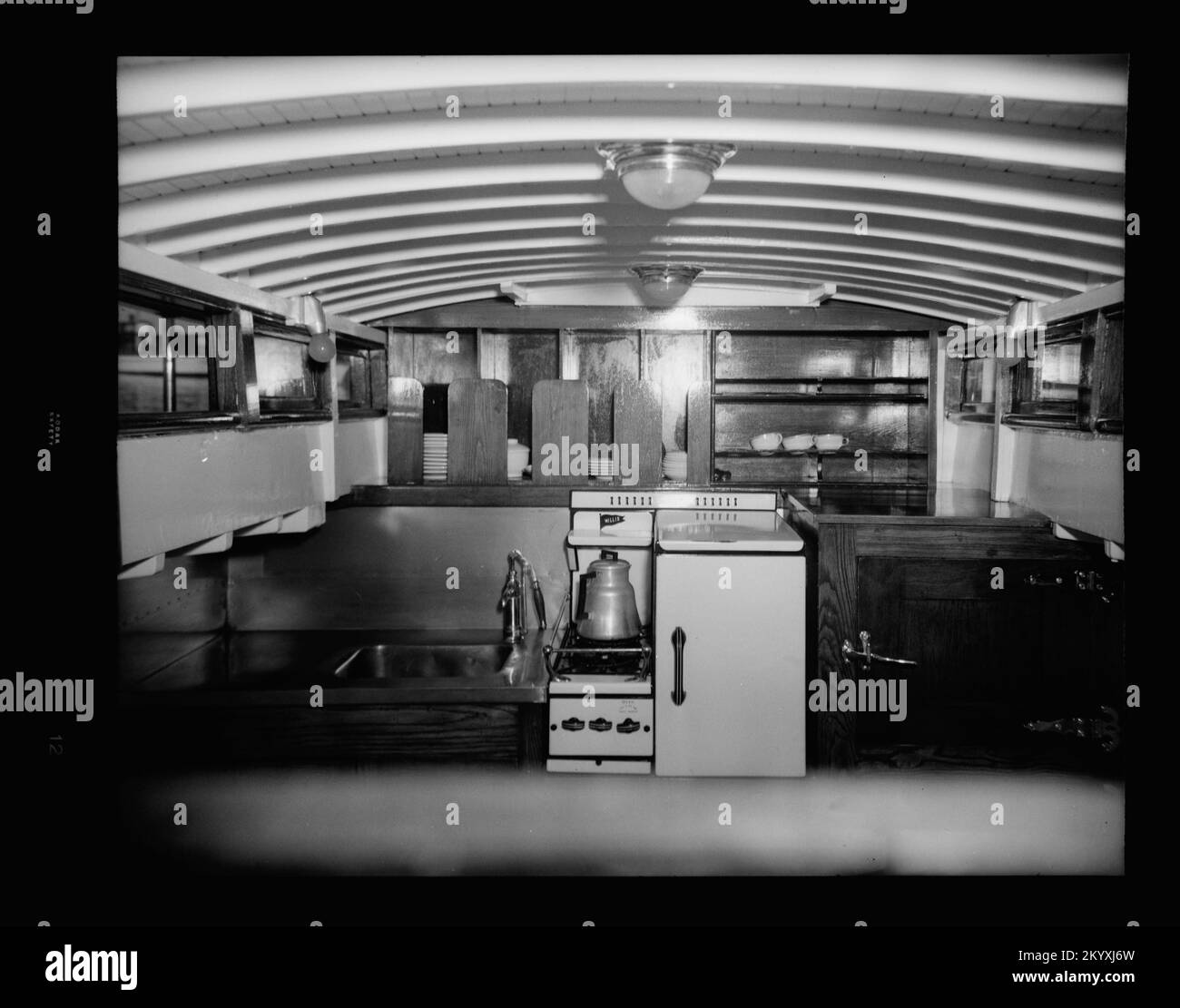 AGC369 Williamsburg , Ships, Naval Vessels, Boats, Naval History, Navy