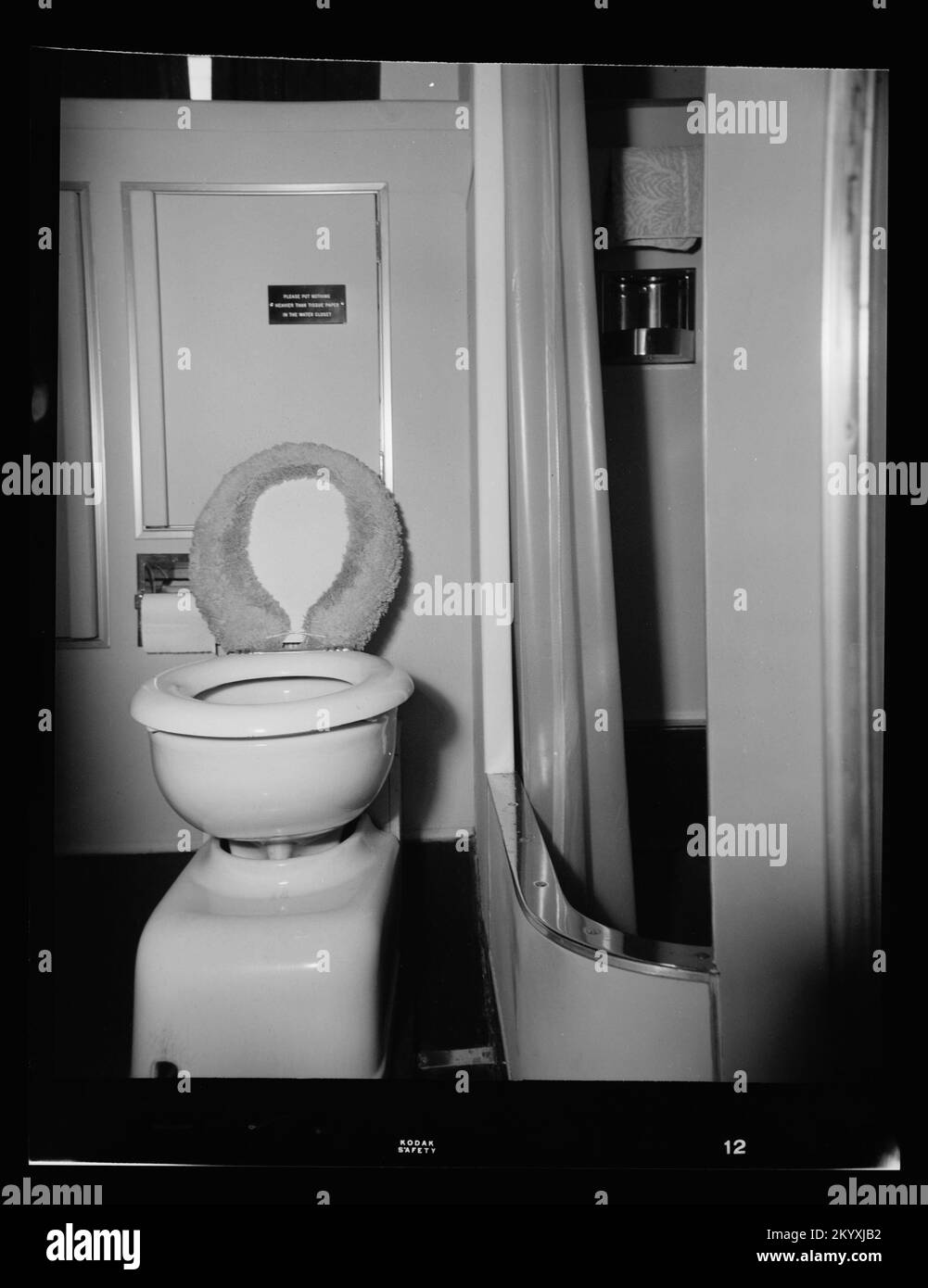 AGC369 Williamsburg , Ships, Naval Vessels, Boats, Naval History, Navy