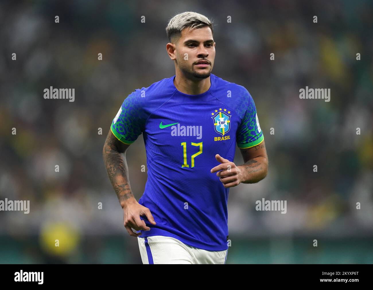 https://c8.alamy.com/comp/2KYXP6T/brazils-bruno-guimaraes-during-the-fifa-world-cup-group-g-match-at-the-lusail-stadium-in-lusail-qatar-picture-date-friday-december-2-2022-2KYXP6T.jpg