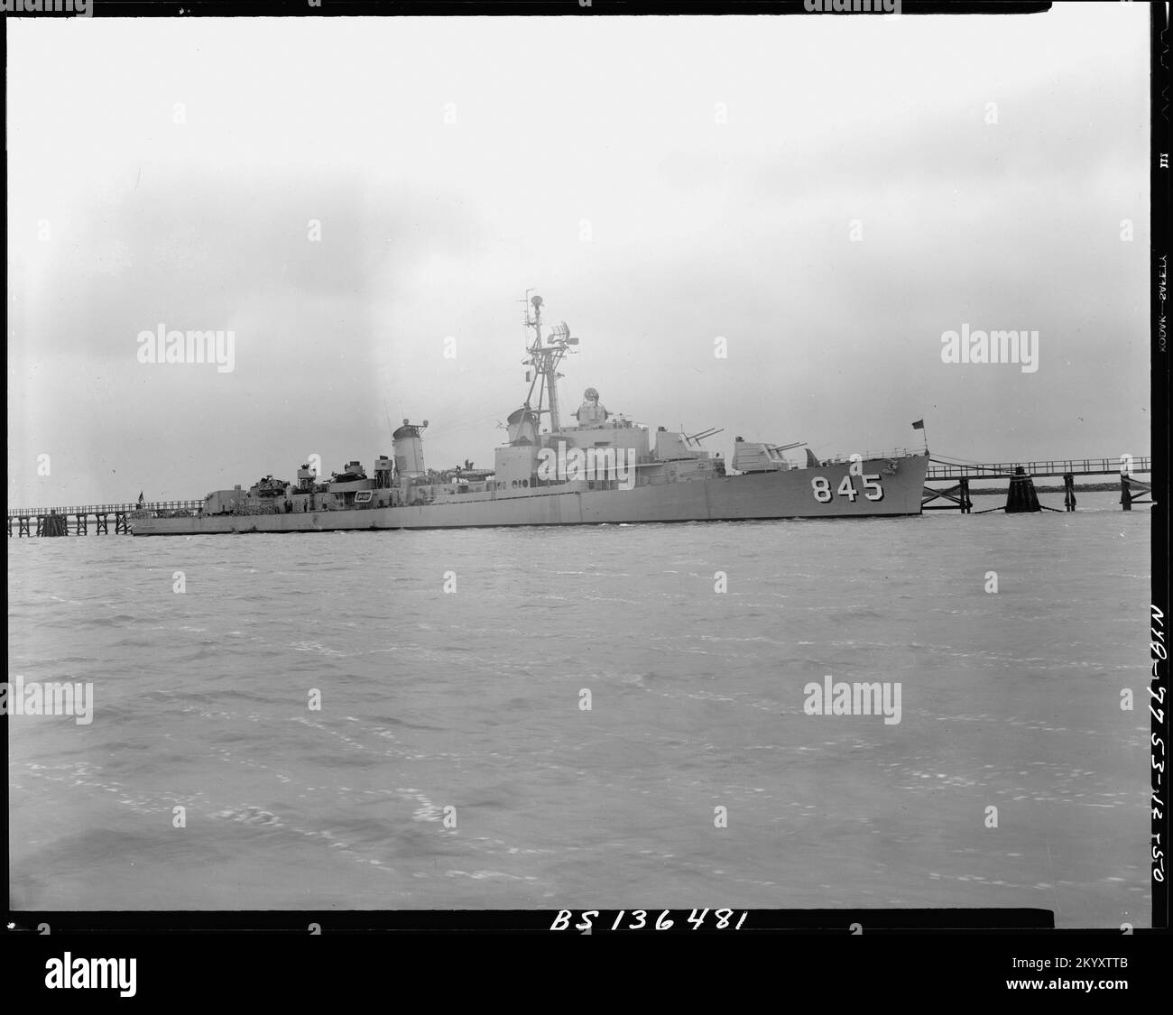 DD-845 Bausell , Ships, Naval Vessels, Boats, Naval History, Navy Stock ...