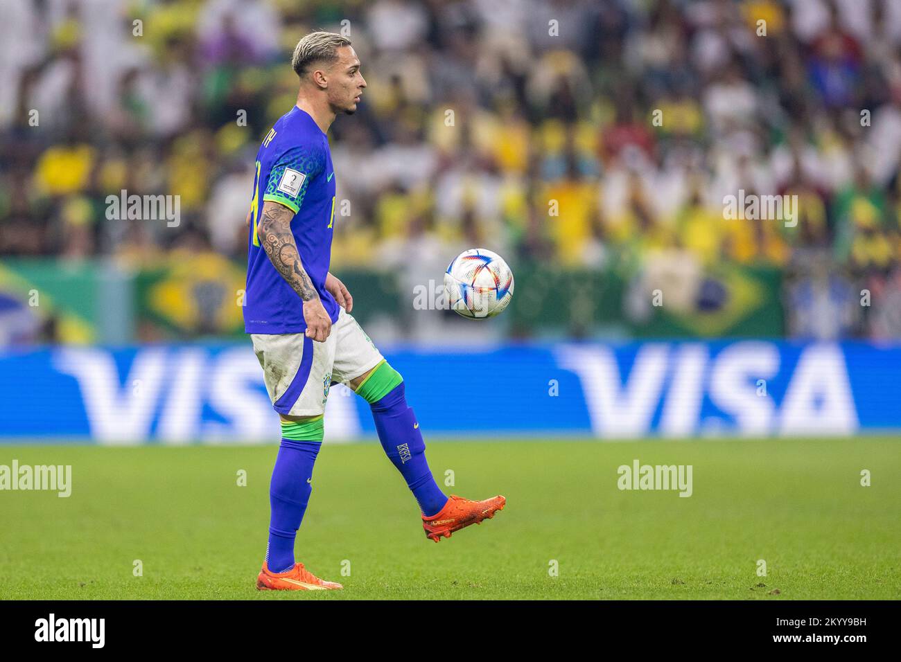 Lusail, Catar. 02nd Dec, 2022. Antony of Brazil during a match between ...