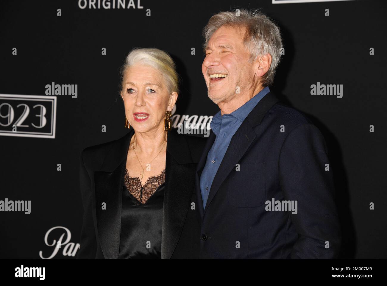 LOS ANGELES, CALIFORNIA - DECEMBER 02: (L-R) Helen Mirren and Harrison Ford attend the Los Angeles Premiere Of Paramount+'s '1923' at Hollywood Americ Stock Photo