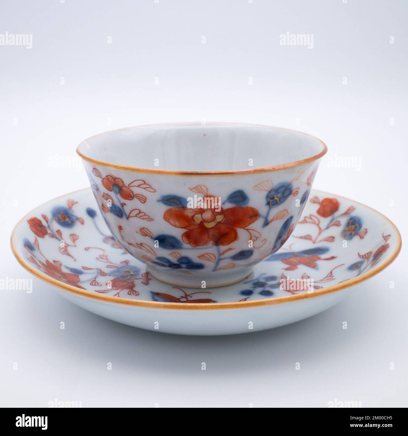 Antique Chinese Imari Porcelain Tea Bowl Cup And Saucer With