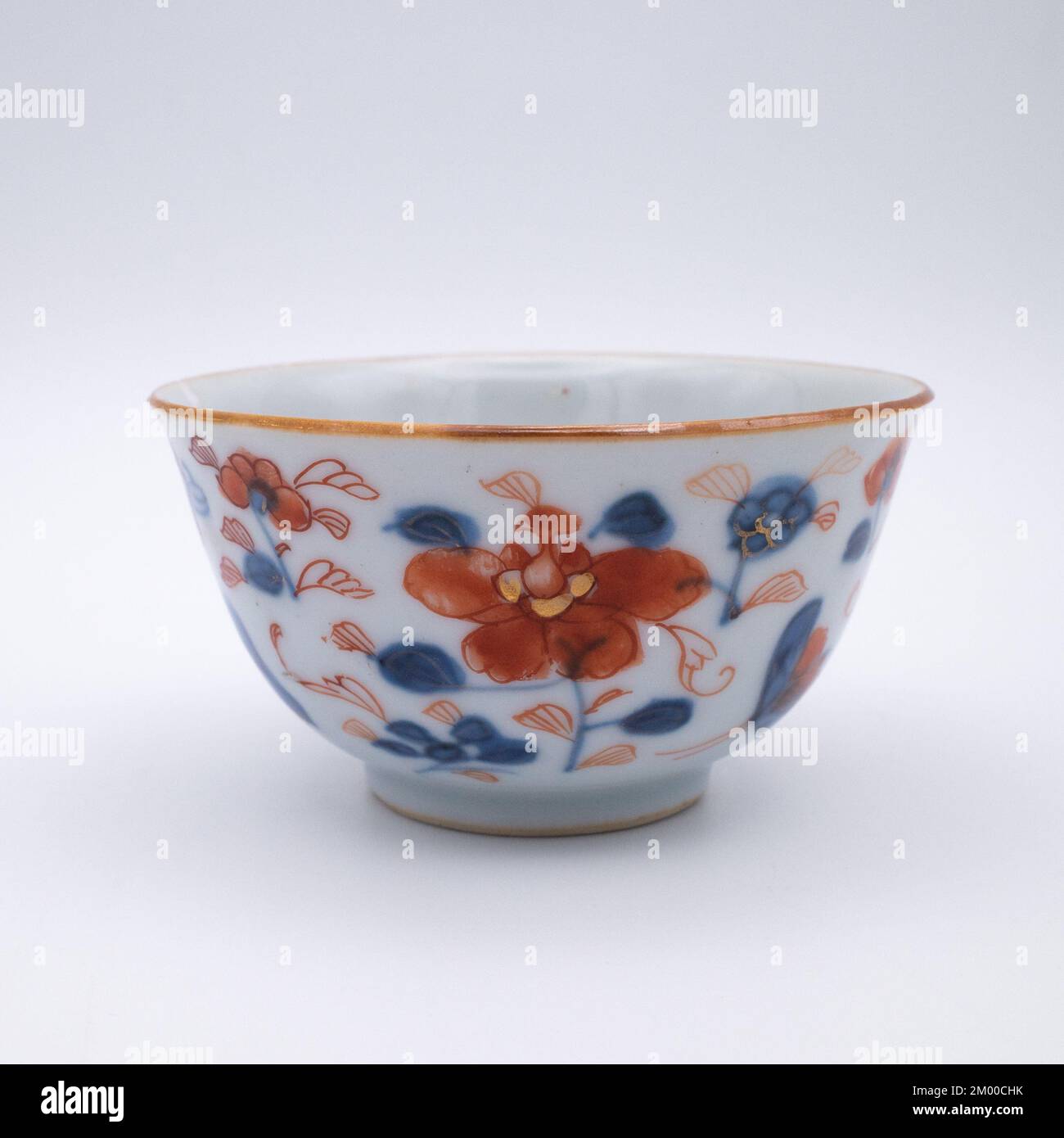 Antique Chinese Imari Porcelain Tea Bowl Cup And Saucer With