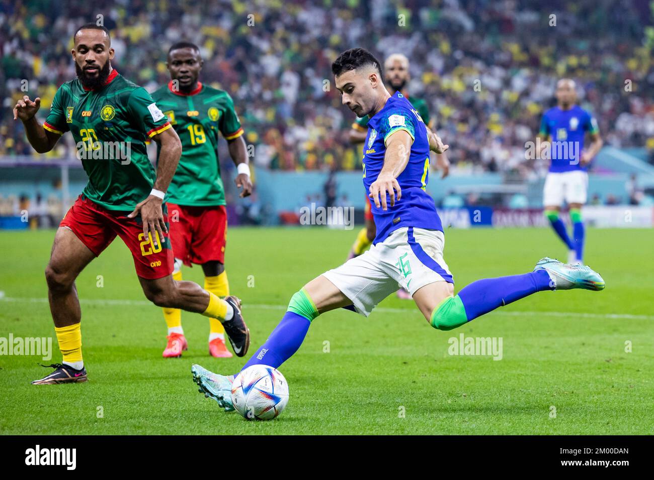 Lusail, Qatar. 02nd Dec, 2022. Soccer: World Cup, Cameroon - Brazil, preliminary round, Group G, Matchday 3, Lusail Stadium, Brazil's Gabriel Martinelli (r) in action against Cameroon's Bryan Mbeumo (l). Credit: Tom Weller/dpa/Alamy Live News Stock Photo