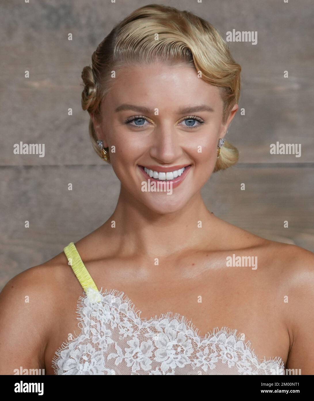 Los Angeles, USA. 02nd Dec, 2022. Julia Schlaepfer arrives at the