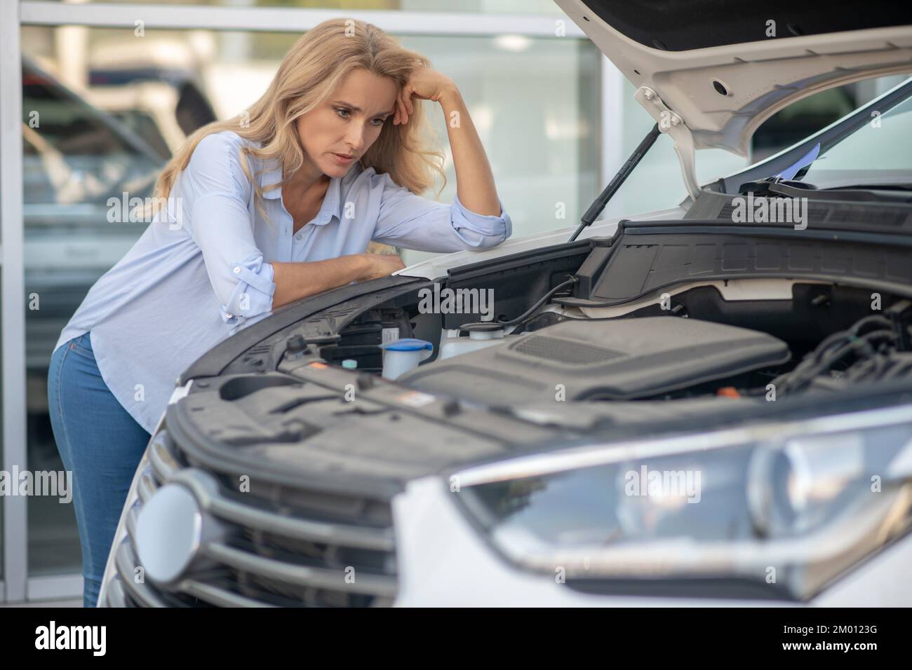 Male Hand Touches the Female Knee. Stock Photo - Image of automobile,  relationship: 43432340